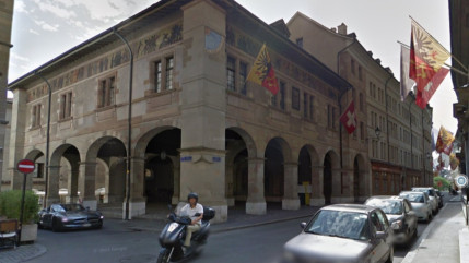 Un Tesla-gate à Genève ? Le Conseil d'Etat n'arrive pas à annuler sa commande de voitures