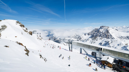Val d’Isère préférée à Méribel pour les JO 2030 : le COJOP prêt pour un bras de fer