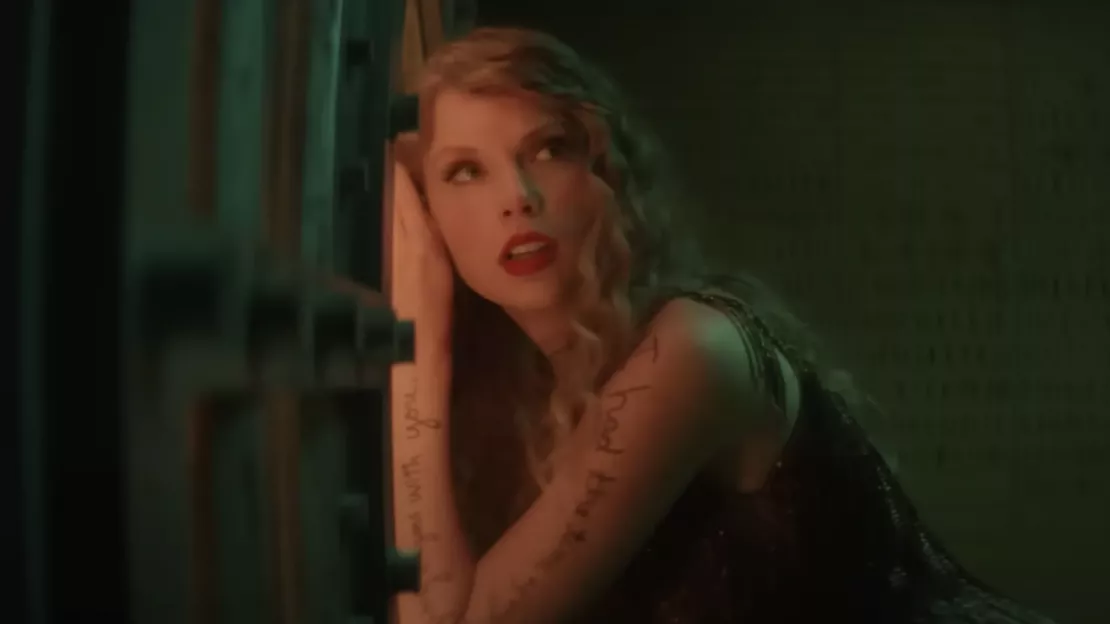Taylor Swift prend les devants dans son clip "I can see you"